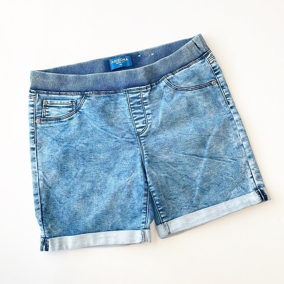 Arizona Jean Co. pull on midi shorts - Picture 1 of 5